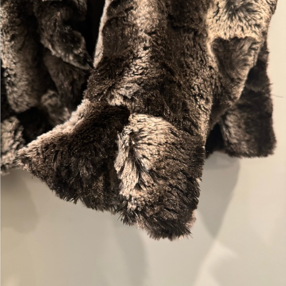 Faux Fur Coat - Picture 2 of 5